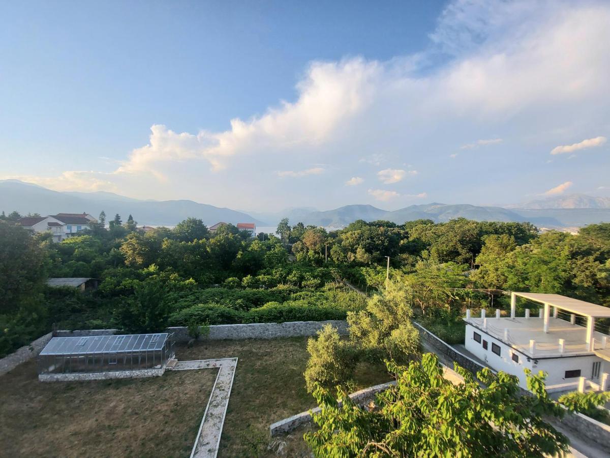 Dk Apartments Krasici Tivat Luaran gambar