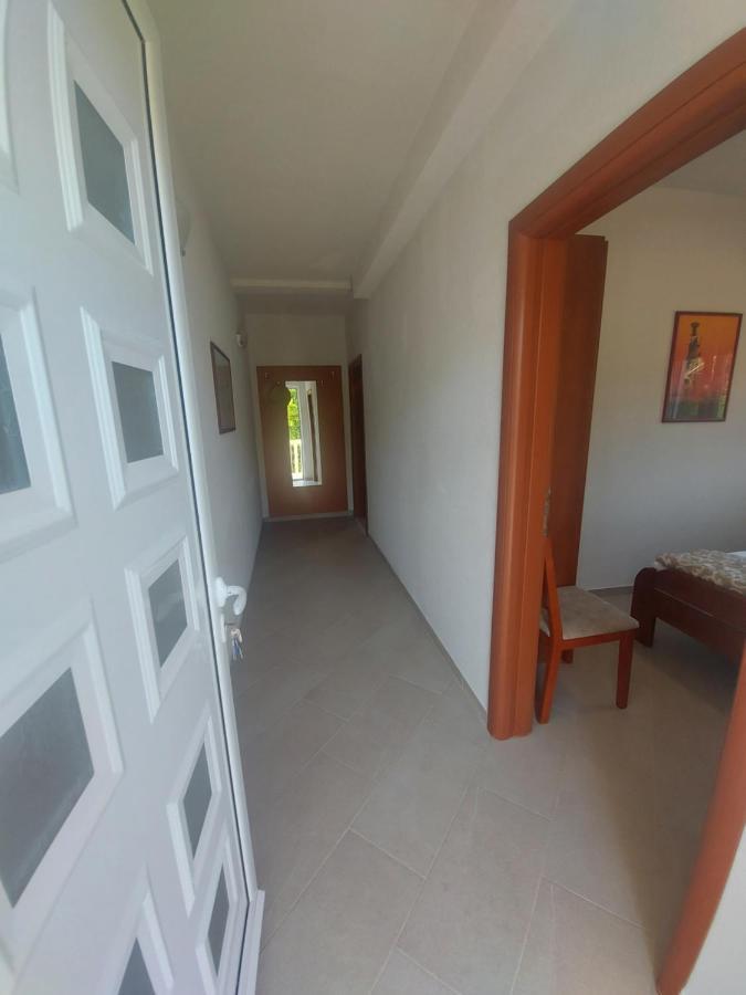 Dk Apartments Krasici Tivat Luaran gambar