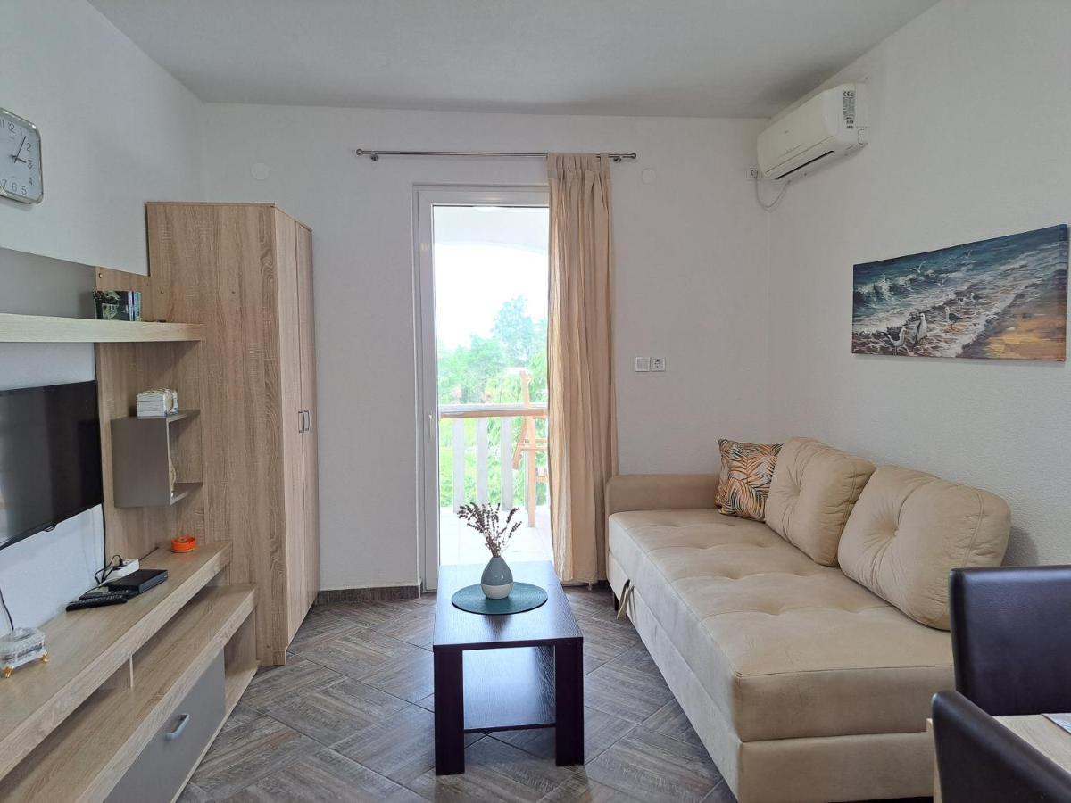 Dk Apartments Krasici Tivat Luaran gambar