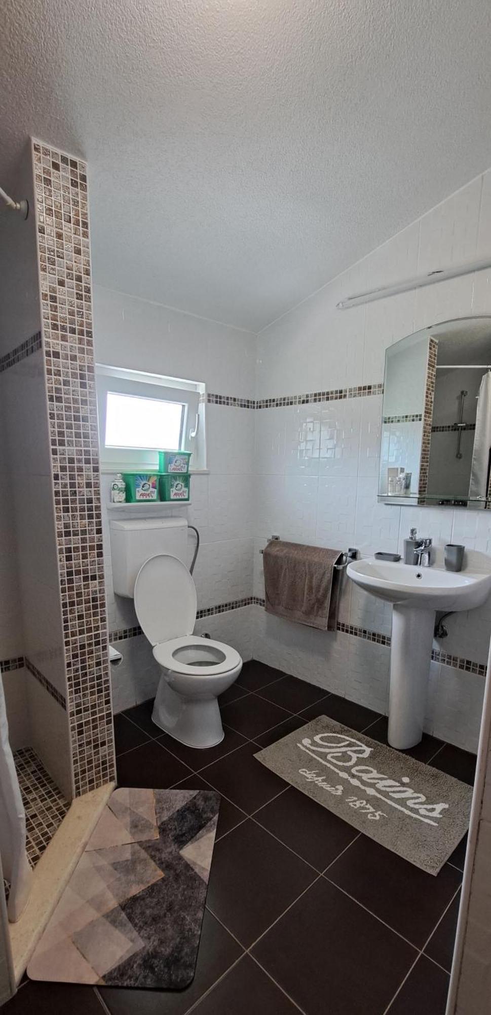 Dk Apartments Krasici Tivat Luaran gambar